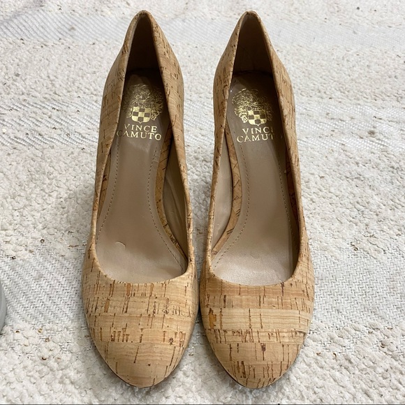 NEW! Vince Camuto Sariah beige/brown cork almond toe heels - Picture 2 of 7